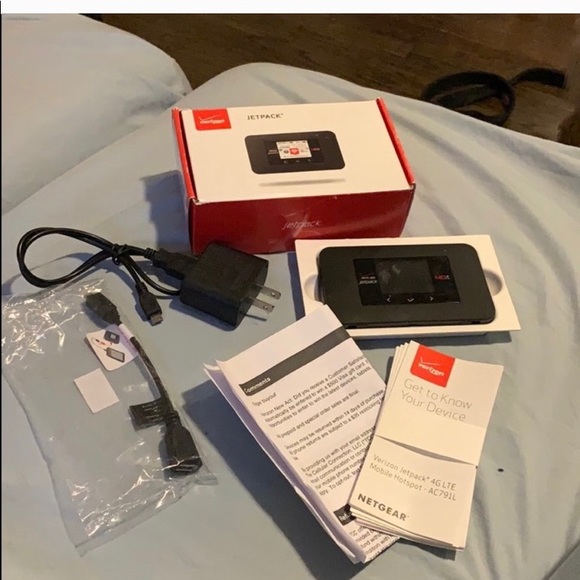 Verizon Jetpack portable WiFi - Picture 5 of 7